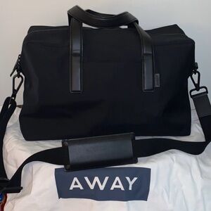 Away Everywhere weekend duffle bag
